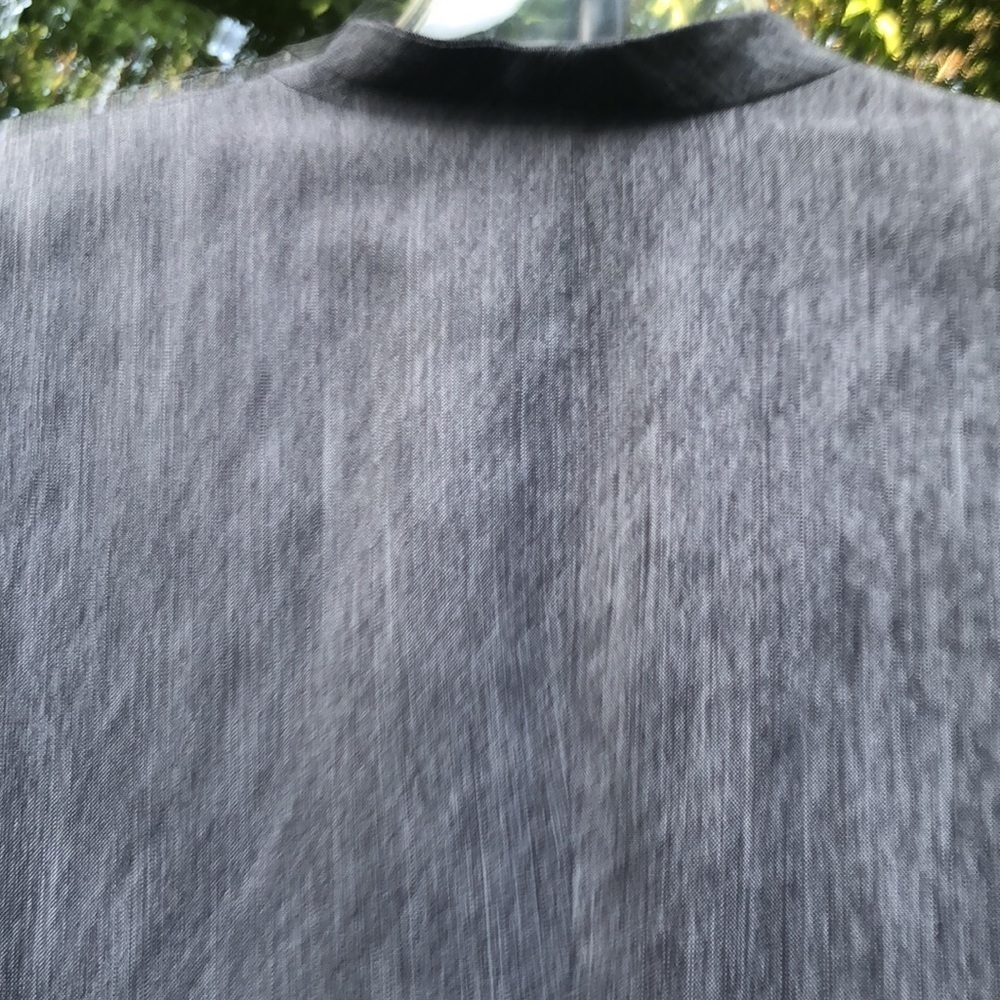 EMILY 18 W BLAZER JACKET GRAY Pit to Pit 23 1/2" Preworn top button is uneven - Picture 8 of 12